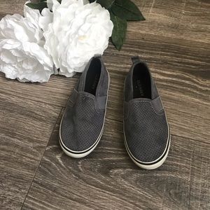 3 FOR $20 Size 7 toddler boy loafers, gray